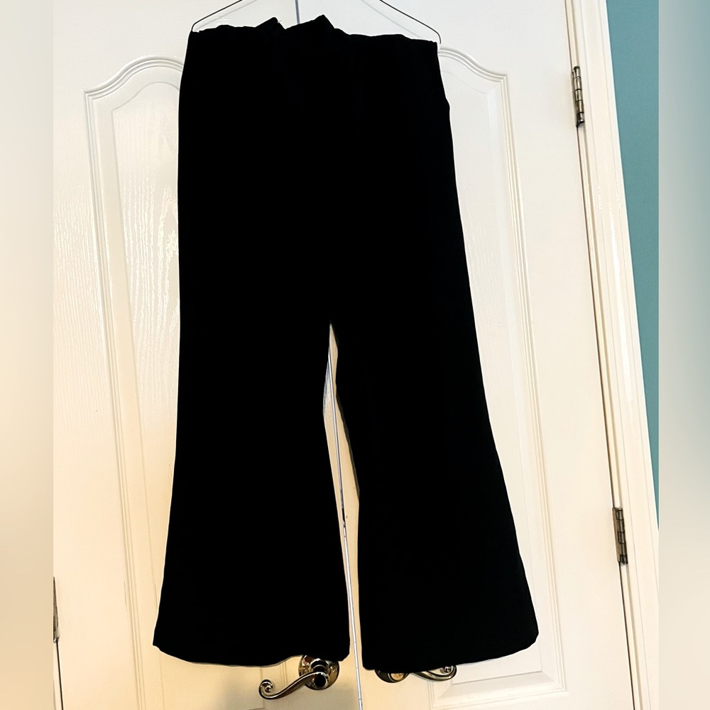 Wide leg pants
